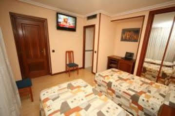 Hostal Ana Belen Madrid Eksteriør billede